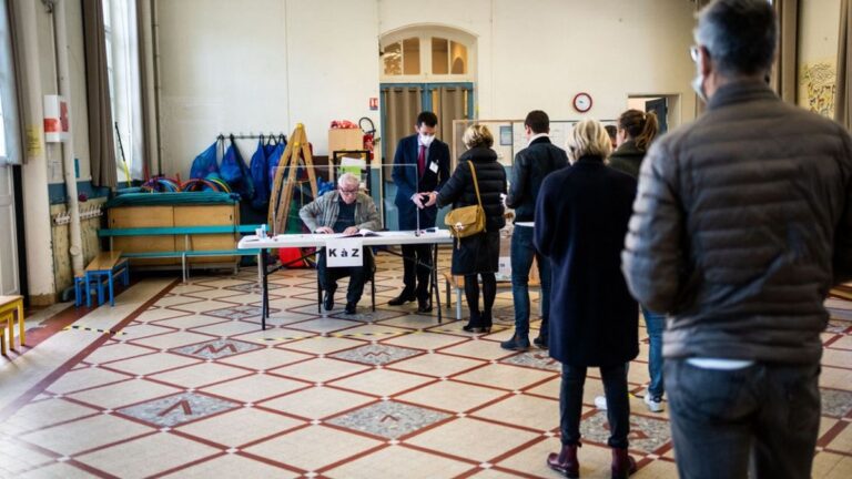 Comment vérifier si vous êtes inscrit sur la liste électorale 1 bureau de vote avec electeurs en attente