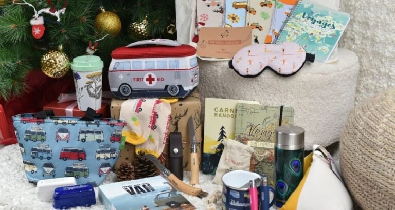 Que offrir pour un Secret Santa qui fera plaisir à tous 2 cadeaux varies pour un secret santa