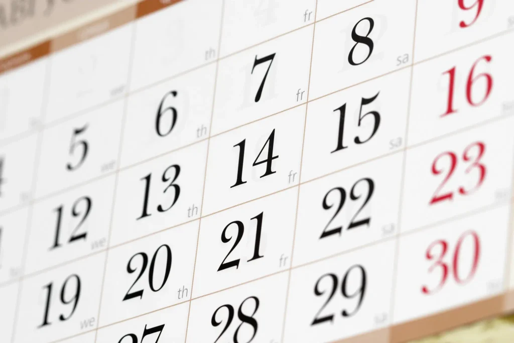 Combien de jours compte une année normale et une année bissextile 5 Combien de jours compte une année normale et une année bissextile
