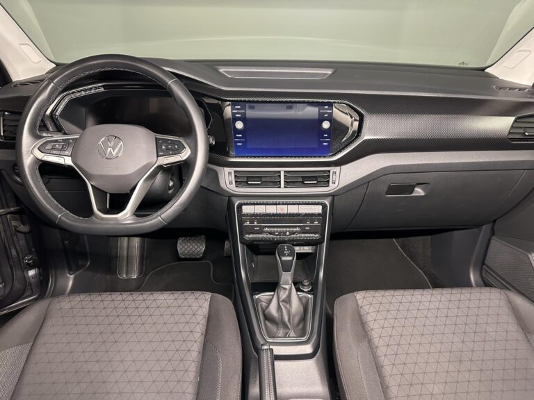 Comment utiliser le mode d'emploi du tableau de bord T-Cross 1 image du tableau de bord t cross en action