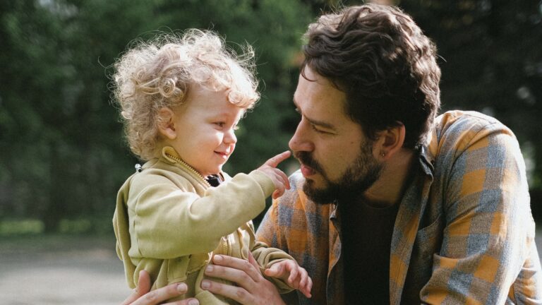 pere et enfant moment demotion