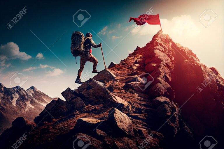 personne gravissant une montagne escarpee