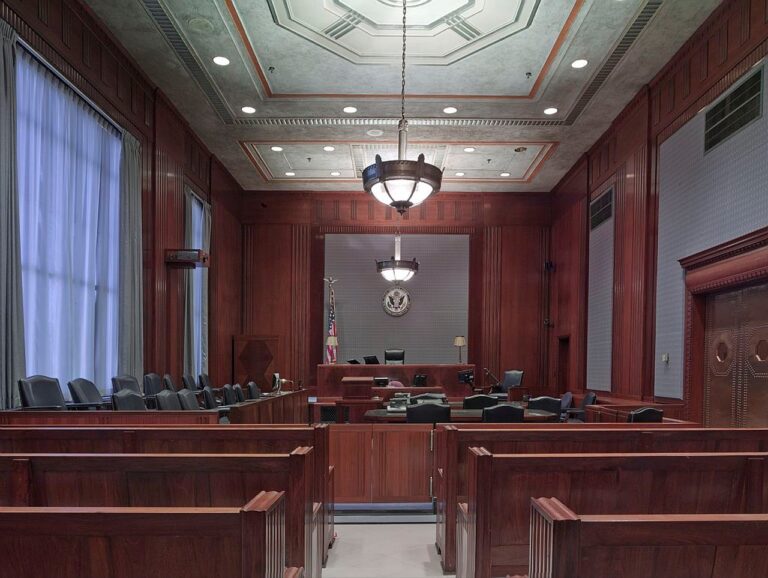 salle daudience dun tribunal judiciaire 1