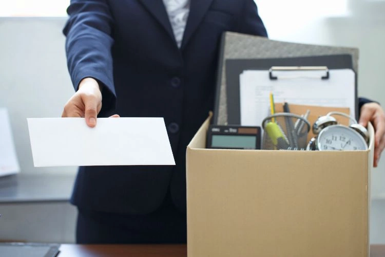Mon patron peut-il légalement refuser ma démission en France 4 Mon patron peut-il légalement refuser ma démission en France