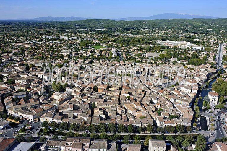 vue aerienne de lisle sur la sorgue