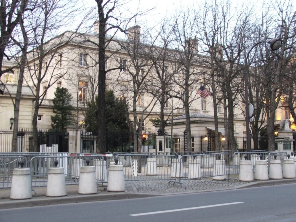 Où se trouve le consulat des États-Unis à Bordeaux